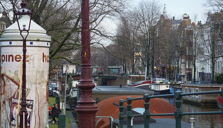 découvrez le jordaan, le quartier le plus charmant d’amsterdam : ruelles pittoresques, boutiques originales, cafés conviviaux et atmosphère authentique pour une expérience inoubliable !