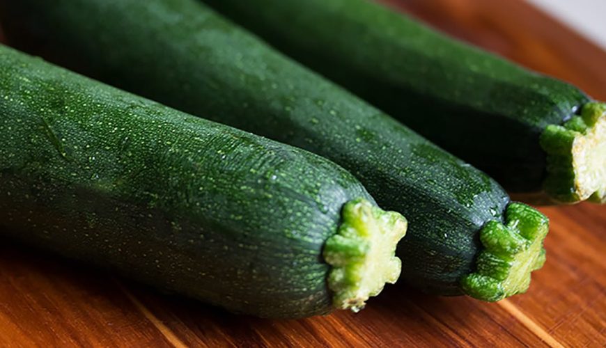 découvrez tout sur la courgette : bienfaits, recettes, astuces de préparation et conseils pour la cultiver au jardin. un légume sain, polyvalent et savoureux à adopter dans votre cuisine !